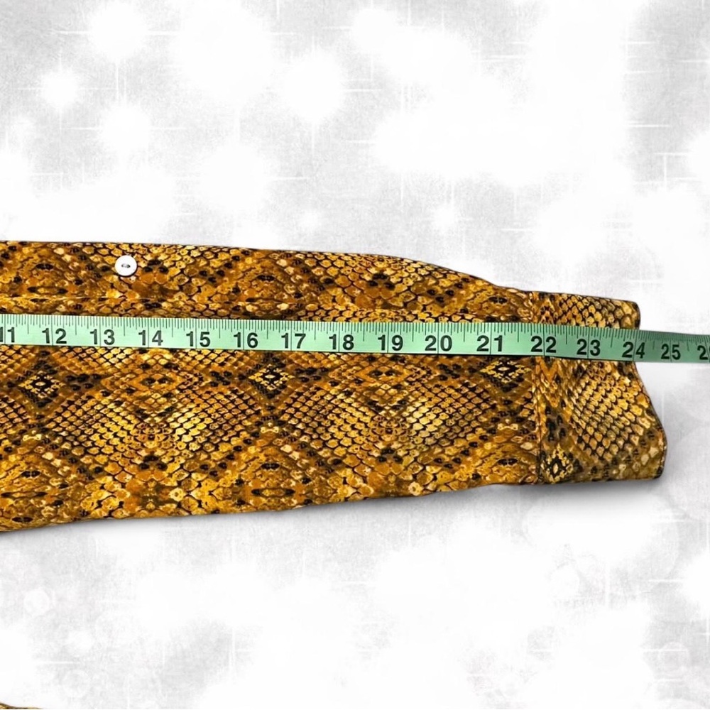 Style & Co Boho Vintage Style Snake Skin Long Sleeve Button Up Top - Picture 6 of 7